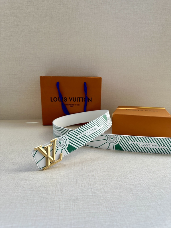 激安ルイヴィトンベルト着用イメージ